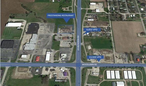 Freestanding Restaurant Building: 1121 Hickox Drive, Lincoln, IL 62656, Lincoln, IL 62656
